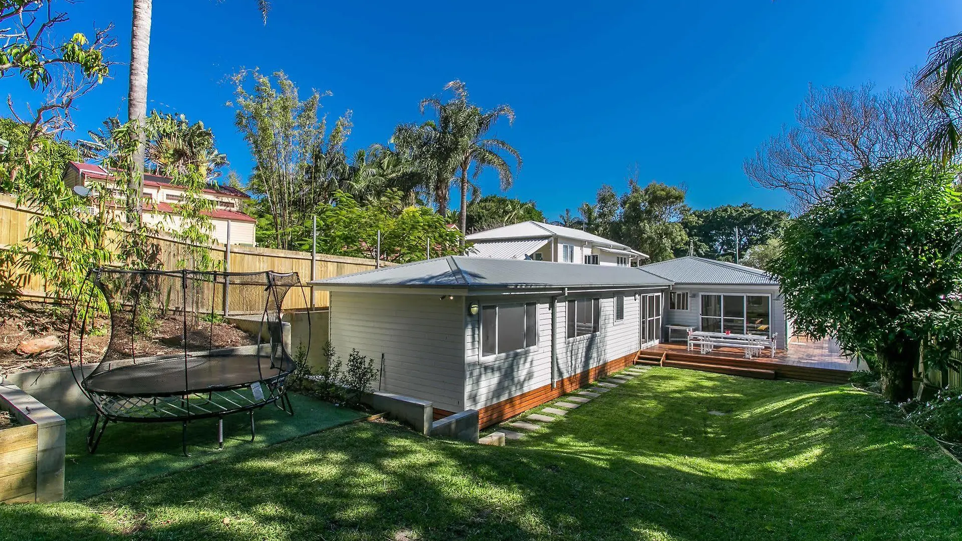 Salty Towels Apartment Byron Bay